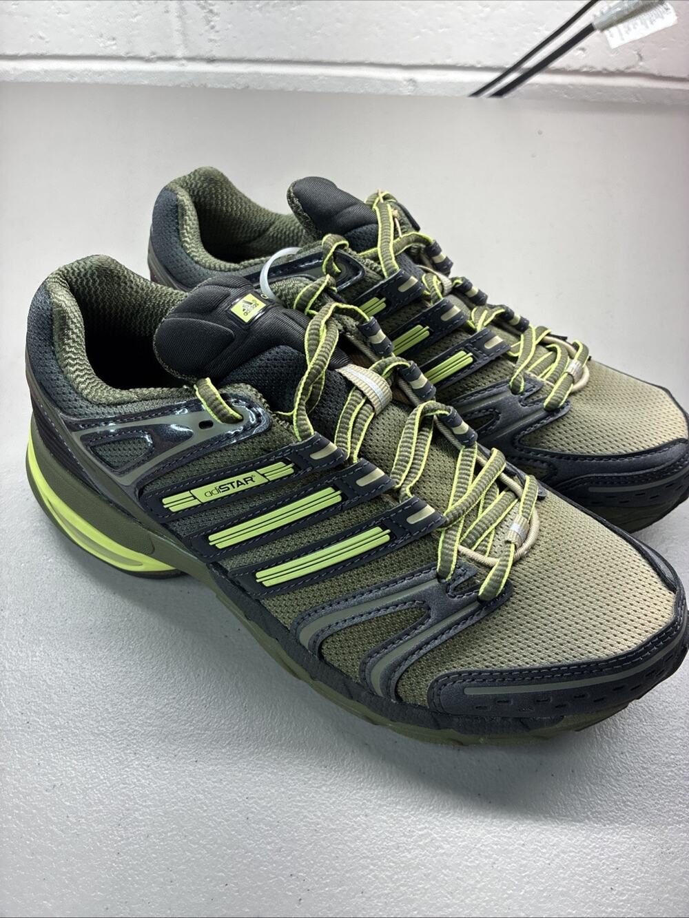 adidas Adistar Control 5 Big Kids Size 6 KI8737